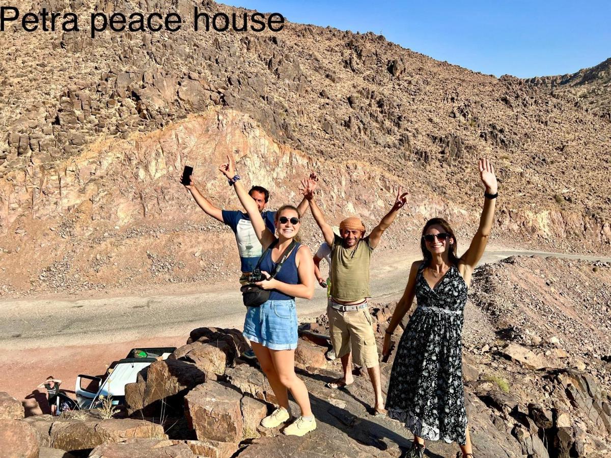 Petra Peace House Hotel Wadi Musa Exterior photo